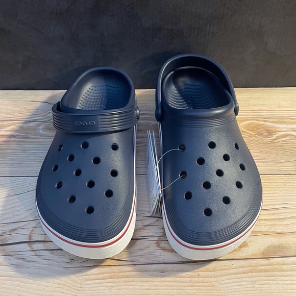 Crocs Off Court Clog - Picture 7 of 16